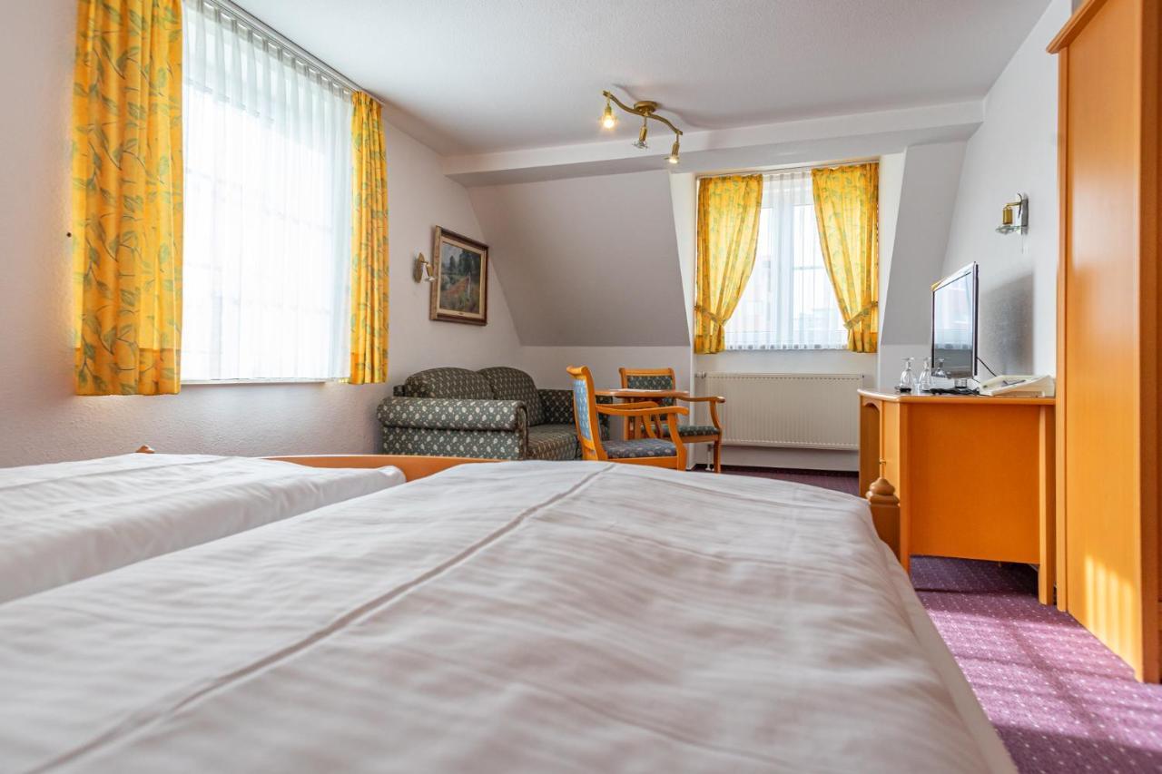 Pension Bergen Bergen Auf Rugen Esterno foto
